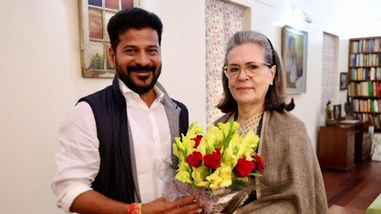 ತೆಲಂಗಾಣ ಮುಖ್ಯಮಂತ್ರಿಯಾಗಿ ಇಂದು ರೇವಂತ್‌ ರೆಡ್ಡಿ ಪ್ರಮಾಣ: ಸೋನಿಯಾ, ರಾಹುಲ್‌, ಖರ್ಗೆ ಭಾಗಿ!