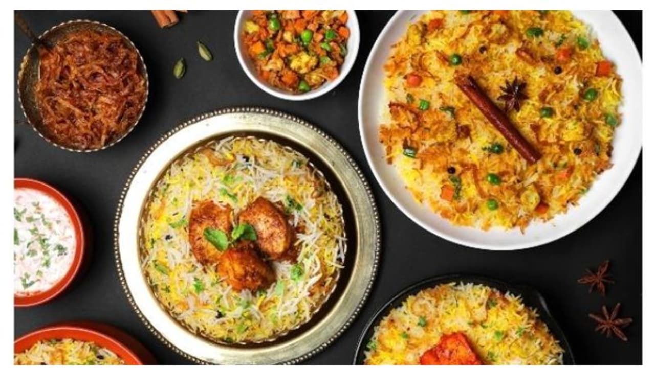 വിവാഹ സൽക്കാരത്തിൽ ഭക്ഷ്യവിഷബാധ; അതിഥിക്ക് നഷ്ടപരിഹാരം വിധിച്ച് കോടതി വിവാഹ സൽക്കാരത്തിൽ ഭക്ഷ്യവിഷബാധ; അതിഥിക്ക് നഷ്ടപരിഹാരം വിധിച്ച് കോടതി