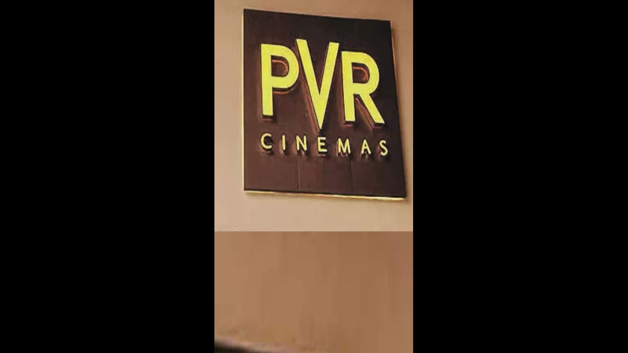 టికెట్ల స్థానంలో పాస్పోర్ట్ లు.. నెలకు నాలుగు సినిమాలు ఫ్రీ.. టికెట్ల స్థానంలో పాస్పోర్ట్ లు.. నెలకు నాలుగు సినిమాలు ఫ్రీ..