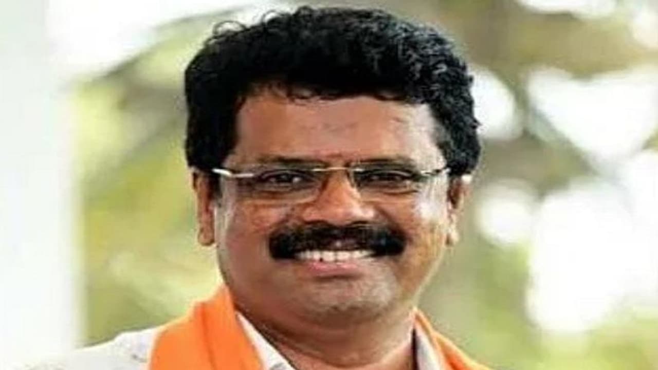 ದೇಶದ ಸಂಪತ್ತು ಒಂದೇ ಕೋಮಿಗೆ ಹಂಚಲು ಅದೇನು ಸಿದ್ದರಾಮಯ್ಯನವರ ಪಿತ್ರಾರ್ಜಿತ ಆಸ್ತಿಯೆ?: ಕುಯಿಲಾಡಿ