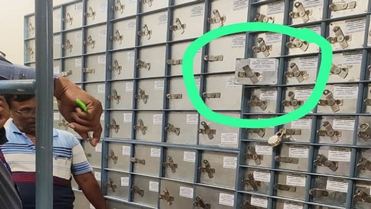 Karnataka: Rs 56 lakh worth of gold jewellery stolen from SBI locker in Hubli, complaint lodged