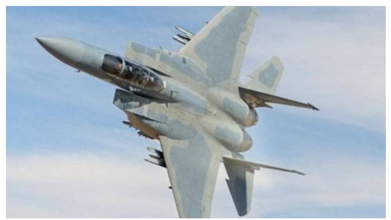 പരിശീലനത്തിനിടെ സൗദി യുദ്ധവിമാനം തകർന്ന് ക്രൂ അംഗങ്ങൾ മരിച്ചു