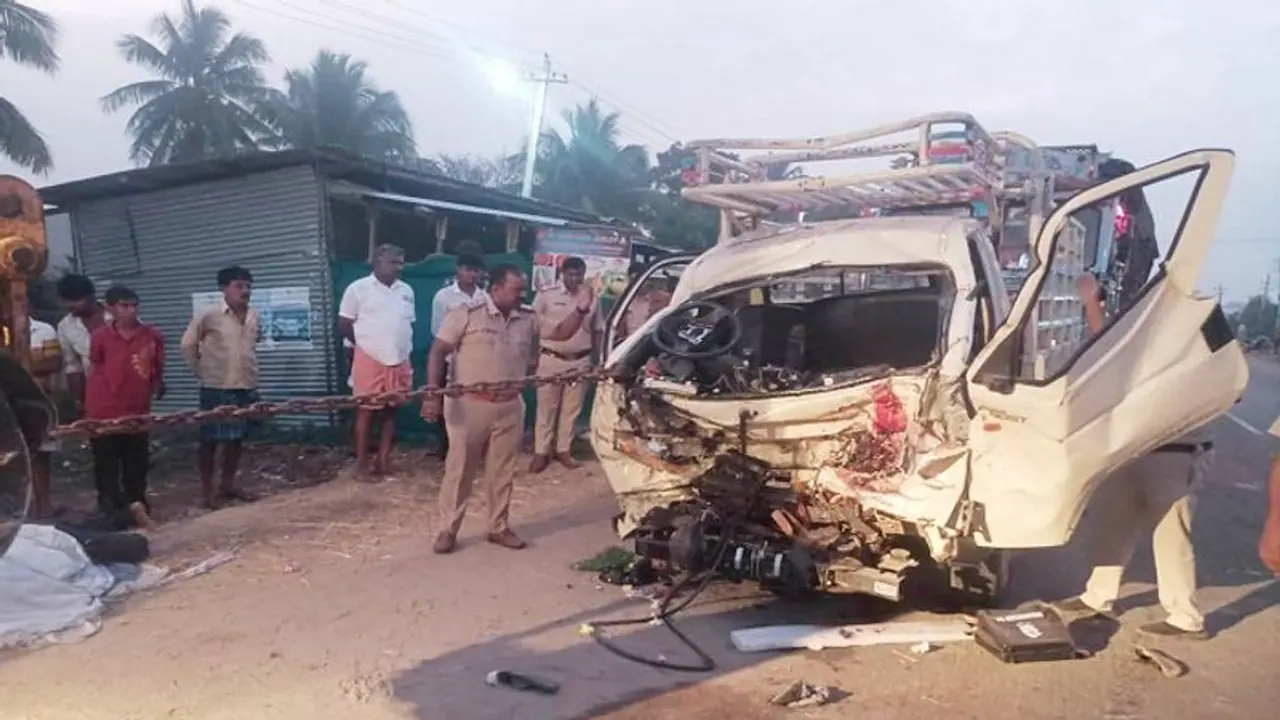Fatal road accident claims four lives as TATA Ace, truck collide in Karnataka's Sindhanur