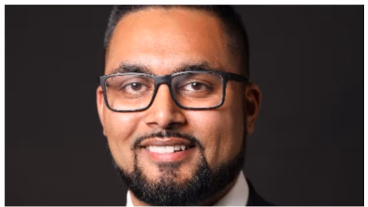 വാടകയിനത്തില്‍ മാത്രം മാസം 9 ലക്ഷം രൂപ സമ്പാദിക്കുന്ന ഇന്ത്യന്‍ വംശജനായ കനേഡിയന്‍ ബിസിനസുകാരന്‍ !