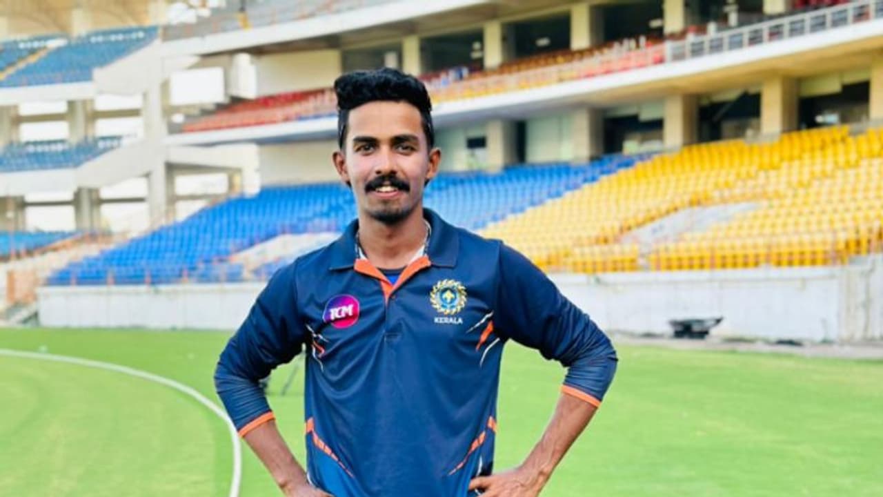 ആര് കൊത്തിപ്പറക്കും രോഹന്‍ കുന്നുമ്മലിനെ; ഐപിഎല്‍ താരലേലത്തില്‍ ബേസില്‍ തമ്പി അടക്കം എട്ട് മലയാളികള്‍