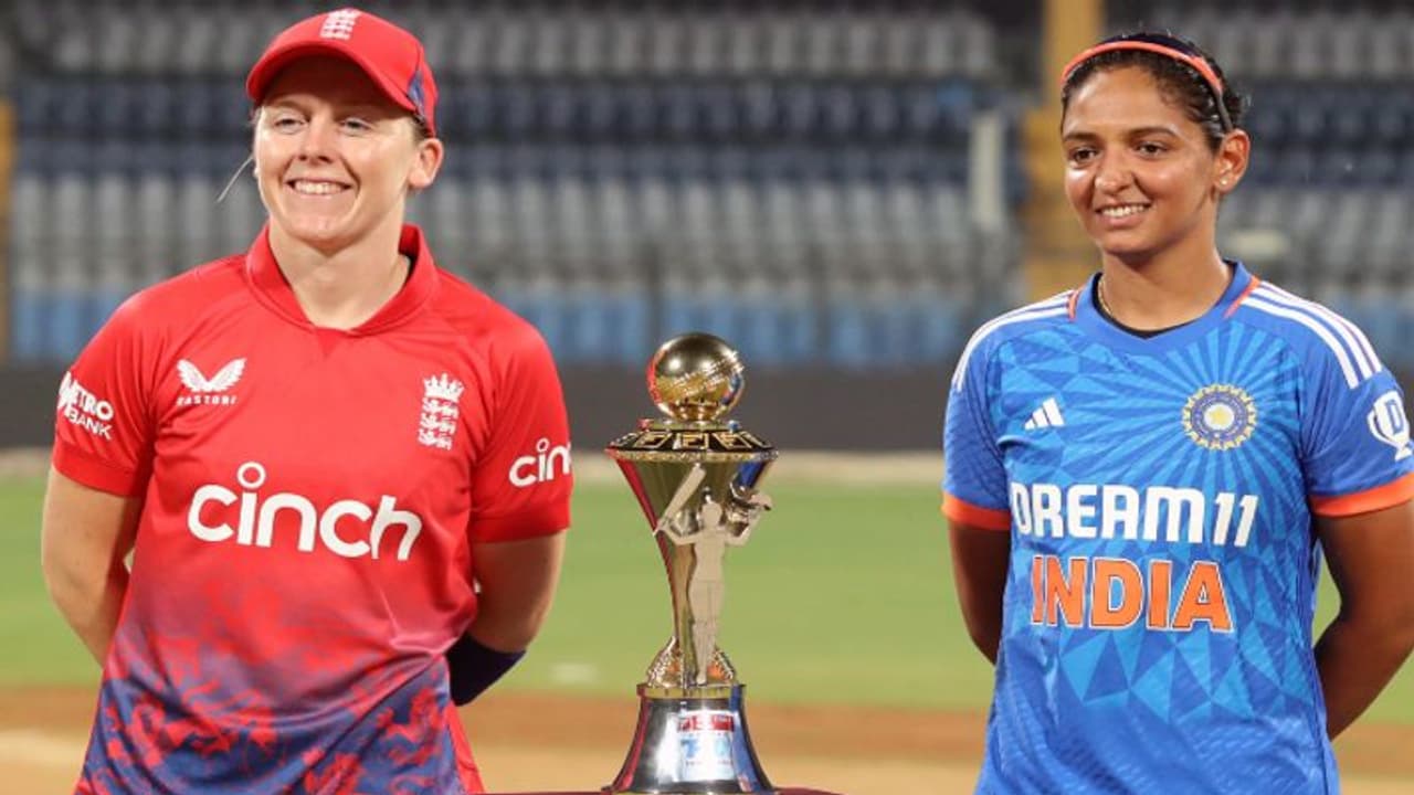 India Women vs England Women 2nd T20I: தொடரை கைப்பற்றுமா இங்கிலாந்து மகளிர் அணி? டாஸ் வென்று பவுலிங் தேர்வு! India Women vs England Women 2nd T20I: தொடரை கைப்பற்றுமா இங்கிலாந்து மகளிர் அணி? டாஸ் வென்று பவுலிங் தேர்வு!