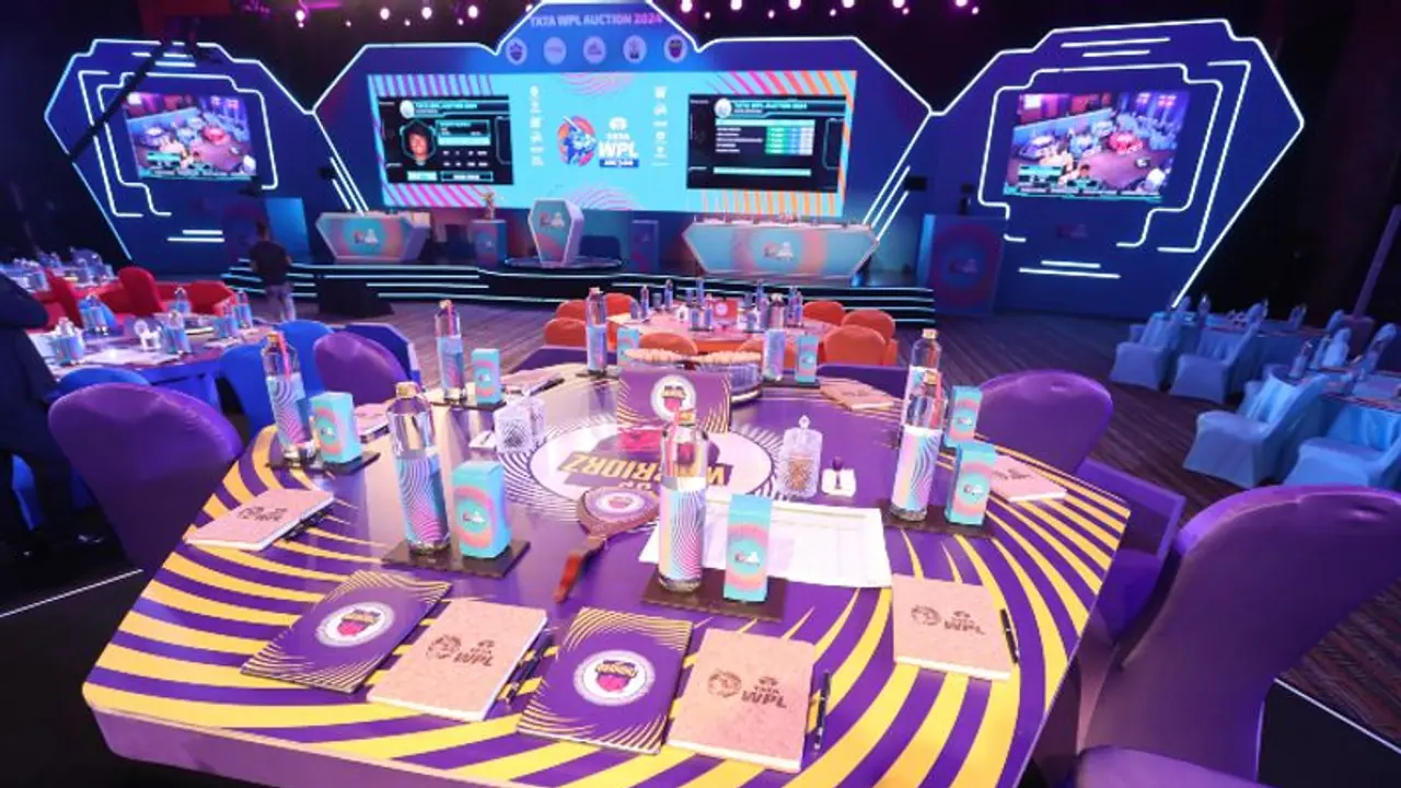 WPL Auction 2024: மகளிர் பிரீமியர் லீக் – ஏலம் எடுக்கப்பட்ட மற்றும் விலை போகாத வீராங்கனைகளின் பட்டியல்! WPL Auction 2024: மகளிர் பிரீமியர் லீக் – ஏலம் எடுக்கப்பட்ட மற்றும் விலை போகாத வீராங்கனைகளின் பட்டியல்!