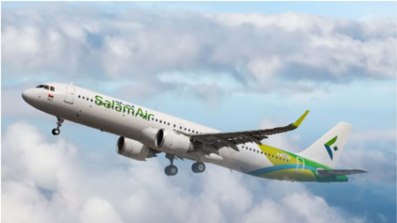 കേരളത്തിലേക്കുള്ള സര്വീസുകള് പ്രഖ്യാപിച്ച് സലാം എയര്, ടിക്കറ്റ് നിരക്ക് ഇങ്ങനെ കേരളത്തിലേക്കുള്ള സര്വീസുകള് പ്രഖ്യാപിച്ച് സലാം എയര്, ടിക്കറ്റ് നിരക്ക് ഇങ്ങനെ