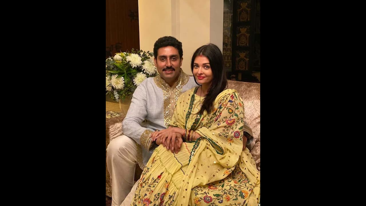 ಐಶ್ವರ್ಯ ರೈ ಬೇರೆ ವಾಸವಿದ್ರೂ ಅಭಿಷೇಕ್ ಡೀವೋರ್ಸ್ ಕೊಡುತ್ತಿಲ್ಲ; ಸೀಕ್ರೆಟ್ ಬಿಚ್ಚಿಟ್ಟ ನೆಟ್ಟಿಗರು! ಐಶ್ವರ್ಯ ರೈ ಬೇರೆ ವಾಸವಿದ್ರೂ ಅಭಿಷೇಕ್ ಡೀವೋರ್ಸ್ ಕೊಡುತ್ತಿಲ್ಲ; ಸೀಕ್ರೆಟ್ ಬಿಚ್ಚಿಟ್ಟ ನೆಟ್ಟಿಗರು!