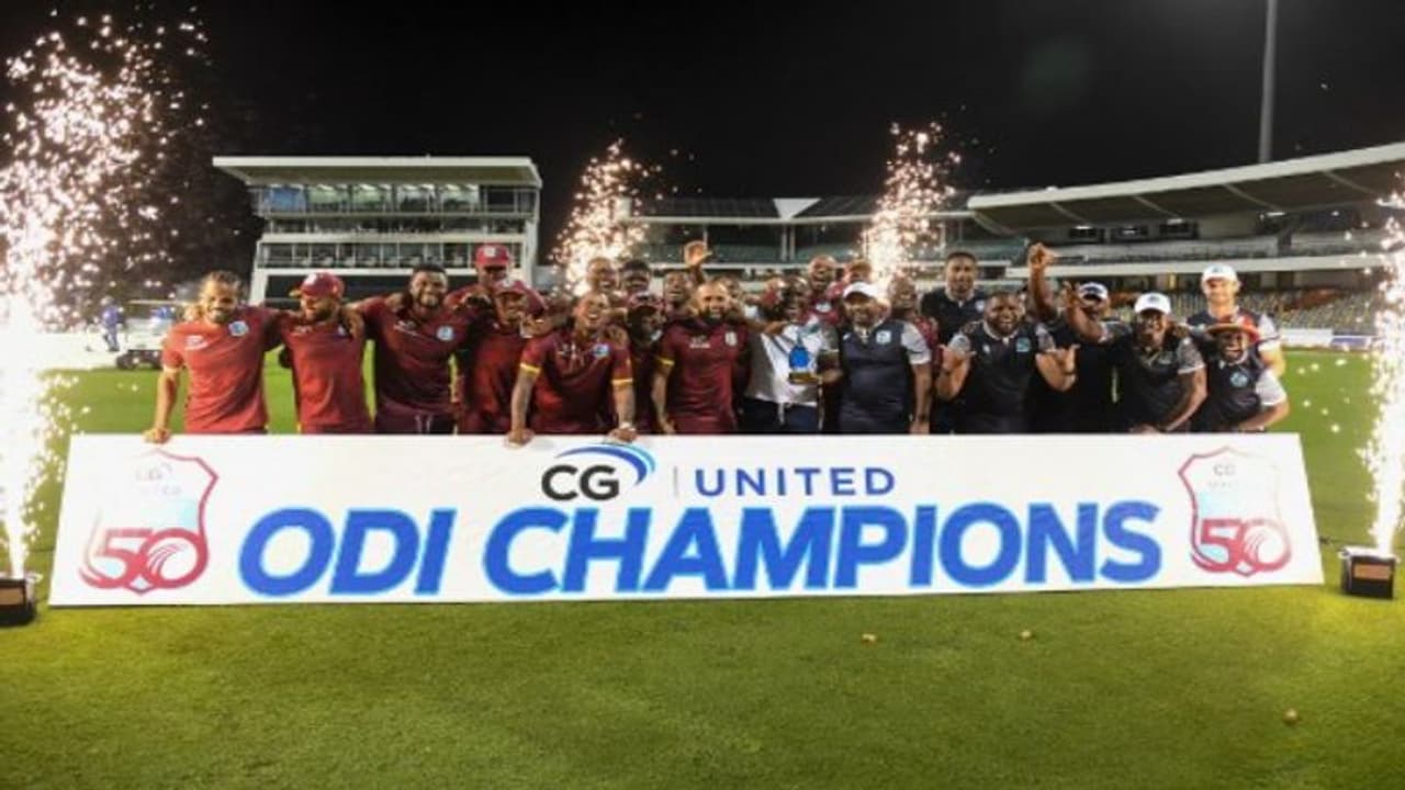 West Indies vs England ODI Series: 25 ஆண்டுகளுக்கு பிறகு ஒரு நாள் தொடரை கைப்பற்றி வெஸ்ட் இண்டீஸ் சாதனை! West Indies vs England ODI Series: 25 ஆண்டுகளுக்கு பிறகு ஒரு நாள் தொடரை கைப்பற்றி வெஸ்ட் இண்டீஸ் சாதனை!