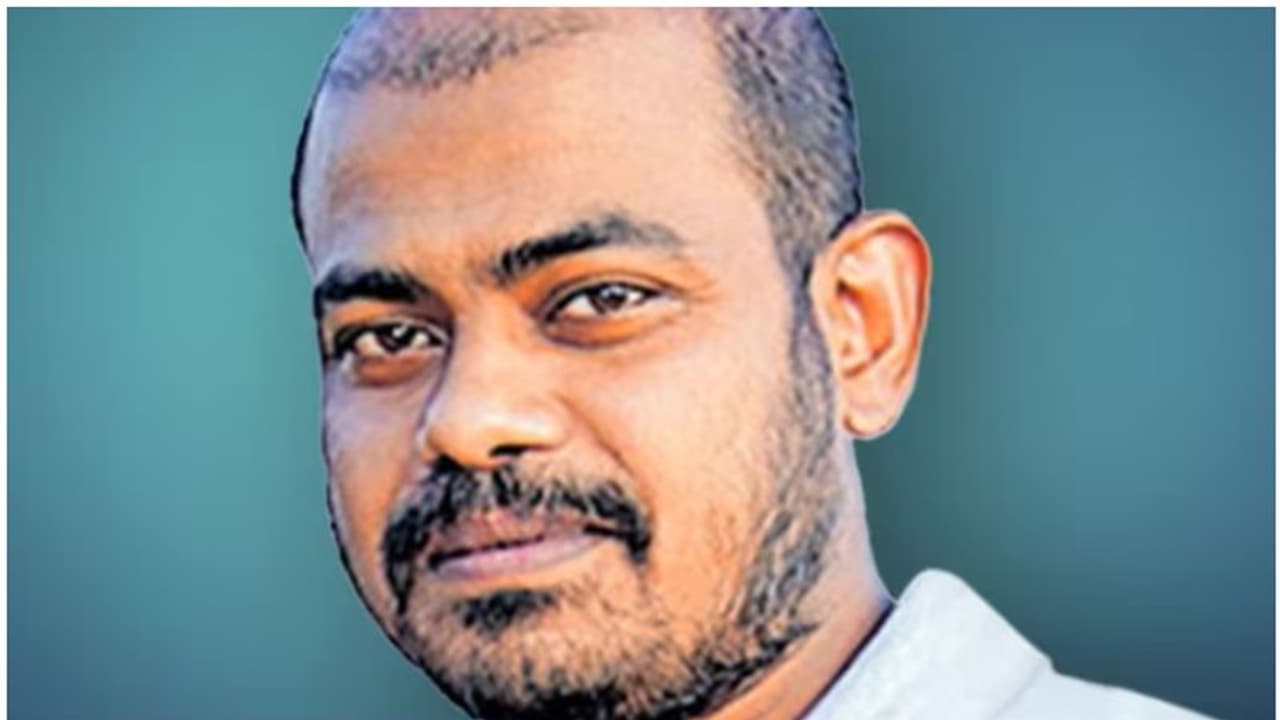 ഒരു ദിവസത്തെ വിസയിലെത്തി; നീന്താനിറങ്ങിയ പ്രവാസി മലയാളി മുങ്ങി മരിച്ചു ഒരു ദിവസത്തെ വിസയിലെത്തി; നീന്താനിറങ്ങിയ പ്രവാസി മലയാളി മുങ്ങി മരിച്ചു