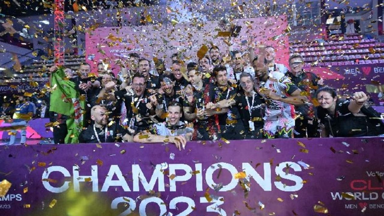 Volleyball Club World Championships: ಸರ್ ಸೇಫ್ಟಿಗೆ ಕ್ಲಬ್ ವಾಲಿಬಾಲ್ ಕಿರೀಟ! Volleyball Club World Championships: ಸರ್ ಸೇಫ್ಟಿಗೆ ಕ್ಲಬ್ ವಾಲಿಬಾಲ್ ಕಿರೀಟ!