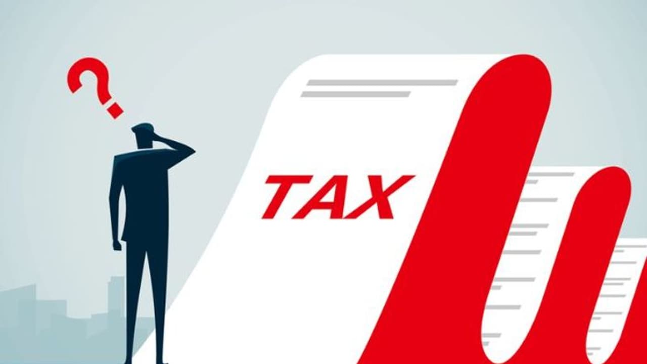 இப்போது இவர்கள் வருமான வரி செலுத்த வேண்டியதில்லை.. மத்திய அரசு கொடுத்த வரி விலக்கு..