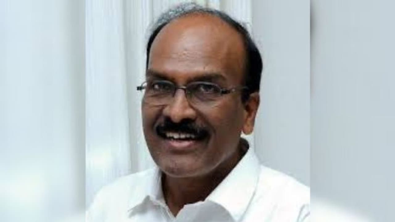 Janardhan Reddy: TSPSC చైర్మన్ జనార్దన్ రెడ్డి రాజీనామా