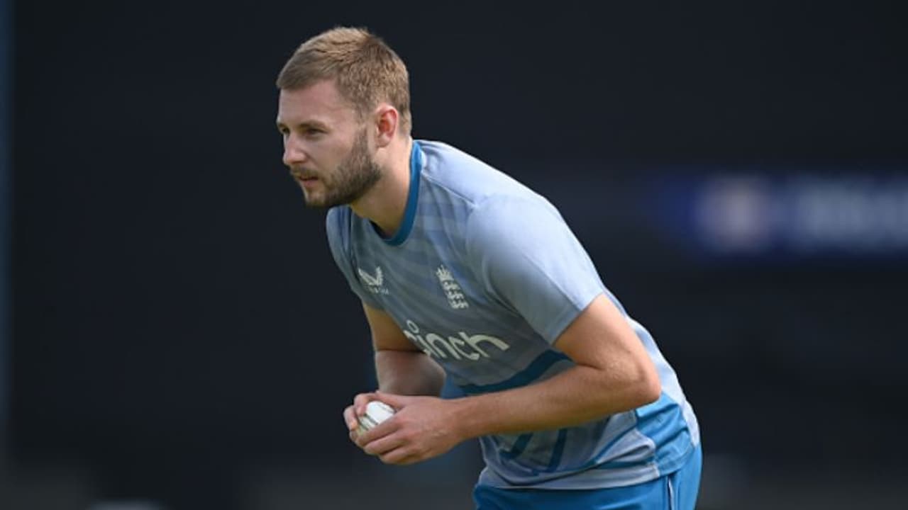 നിറയെ സര്‍പ്രൈസ്, 4 സ്‌‌പിന്നര്‍മാര്‍, 3 അരങ്ങേറ്റം! ഇന്ത്യക്കെതിരെ ടെസ്റ്റ് ടീം പ്രഖ്യാപിച്ച് ഇംഗ്ലണ്ട്