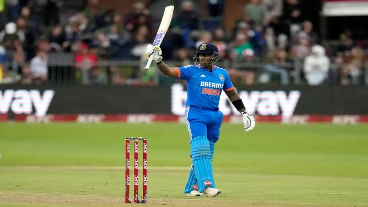 വെടിക്കെട്ട് സെഞ്ചുറിയുമായി സൂര്യകുമാർ, തകർത്താടി ജയ്‌സ്വാൾ, ദക്ഷിണാഫ്രിക്കക്കെതിരെ ഇന്ത്യക്ക് മികച്ച സ്കോര്‍