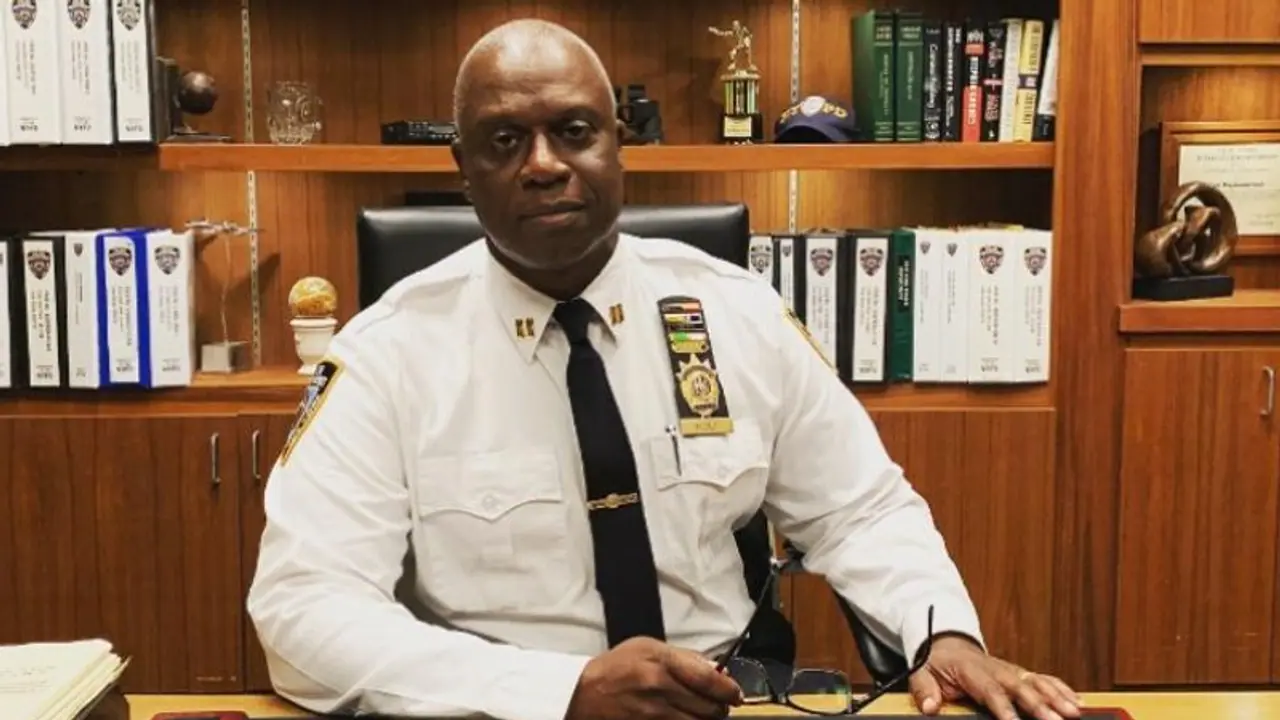 హాలీవుడ్ లో విషాదం, స్టార్ యాక్టర్ ఆండ్రీ బ్రౌగర్ కన్నుమూత హాలీవుడ్ లో విషాదం, స్టార్ యాక్టర్ ఆండ్రీ బ్రౌగర్ కన్నుమూత