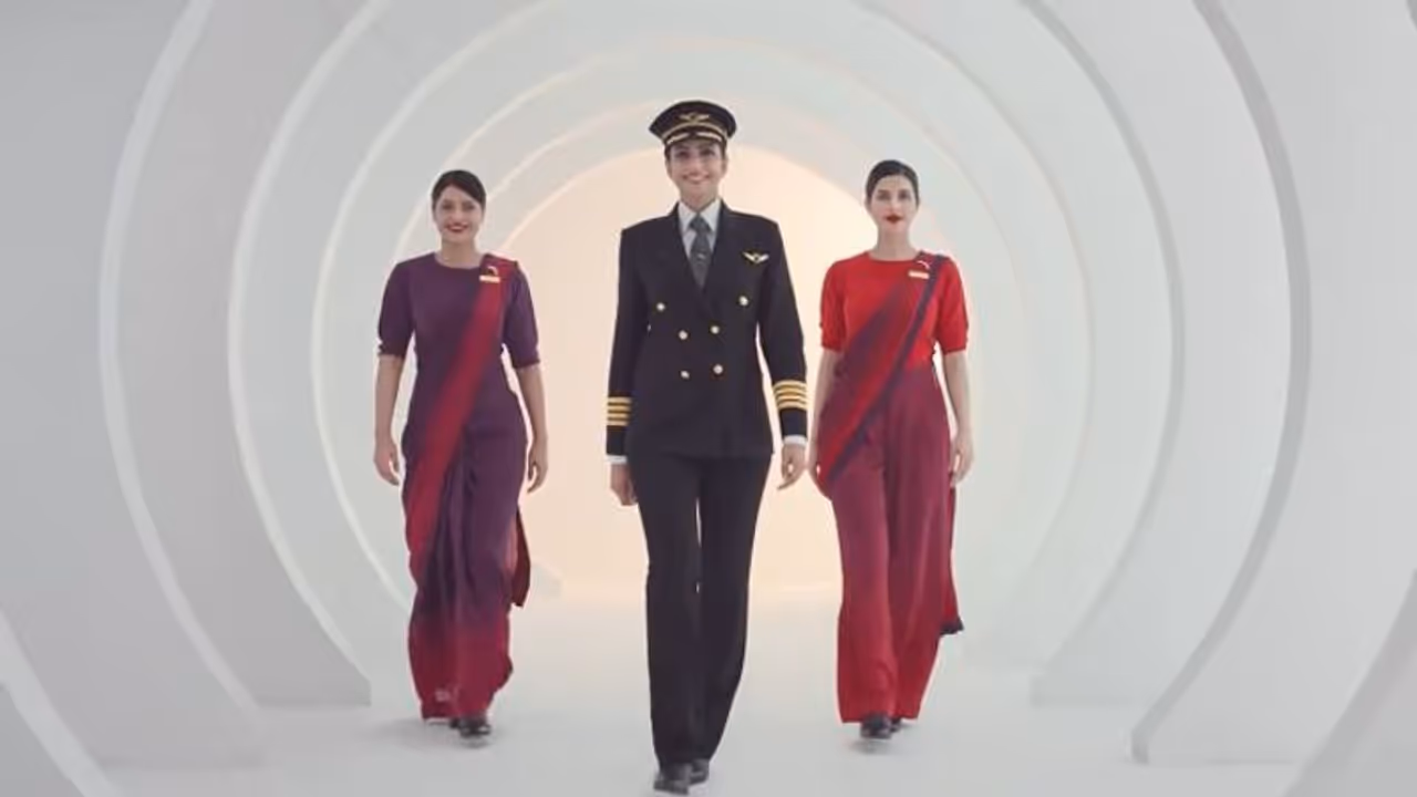 Air India's new uniforms: Designed by Manish Malhotra, draws East meets West appeal (WATCH) Air India's new uniforms: Designed by Manish Malhotra, draws East meets West appeal (WATCH)