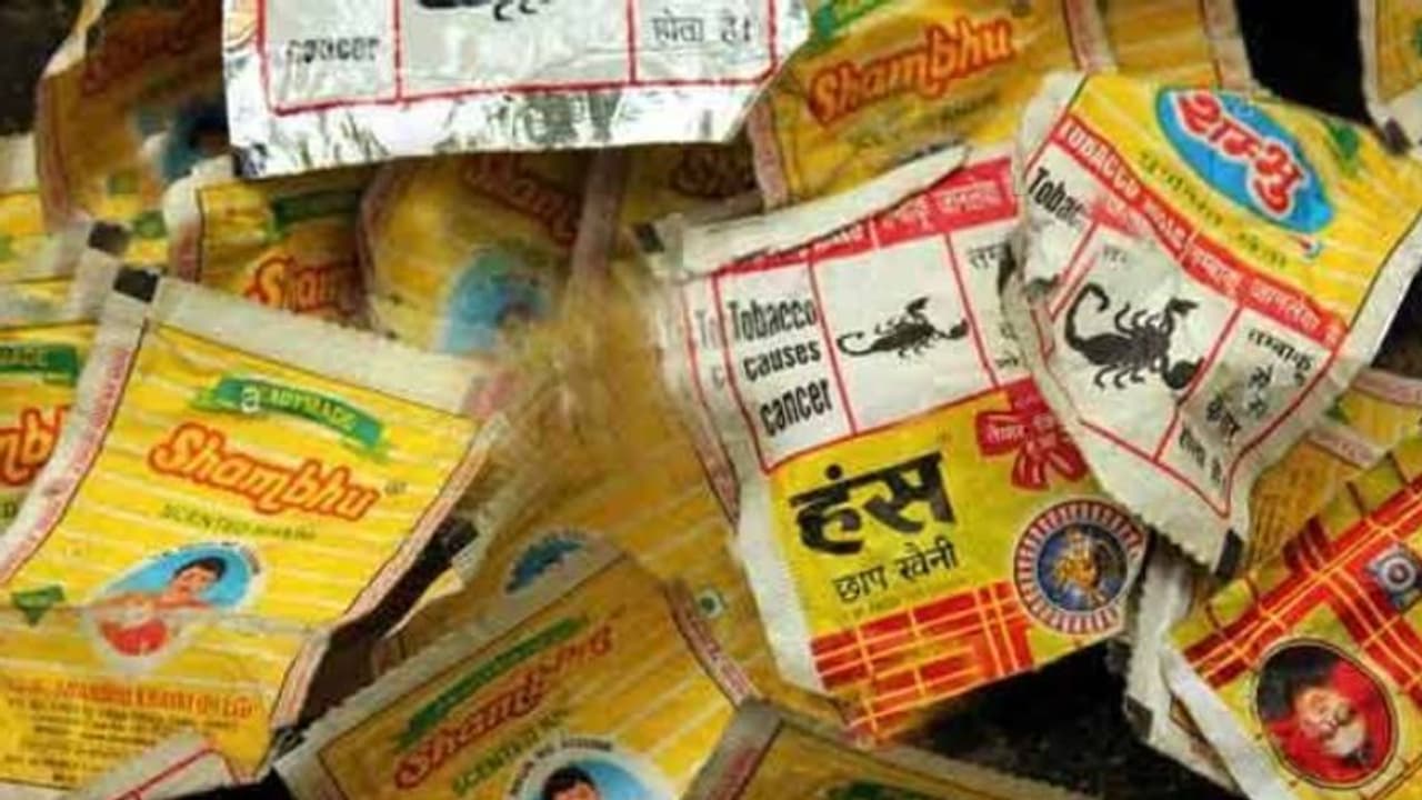 കൊറിയര് സര്വ്വീസ് വഴി 400 കിലോ ഹാന്സ് കടത്ത്; യുവാക്കള് അറസ്റ്റില് കൊറിയര് സര്വ്വീസ് വഴി 400 കിലോ ഹാന്സ് കടത്ത്; യുവാക്കള് അറസ്റ്റില്