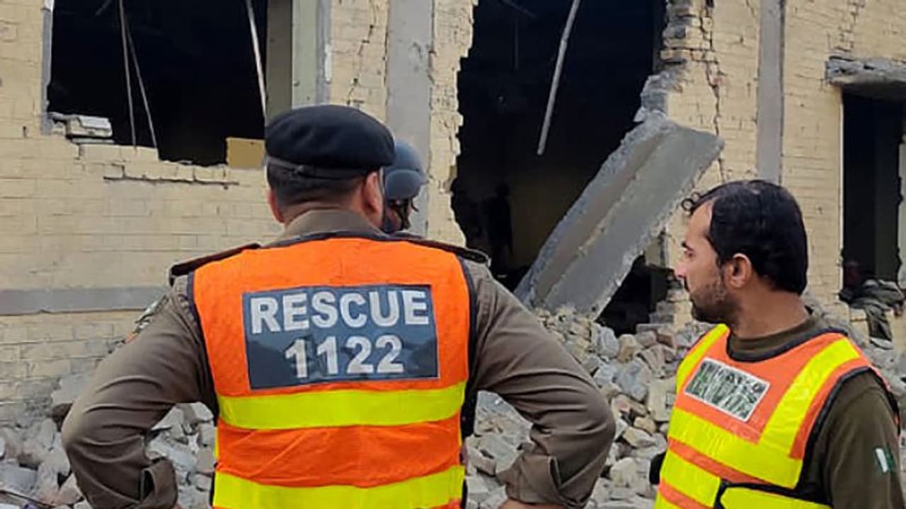 സൈനിക ക്യാംപിൽ ഭീകരാക്രമണം, പാകിസ്ഥാനിൽ 23 സൈനികർ കൊല്ലപ്പെട്ടു 