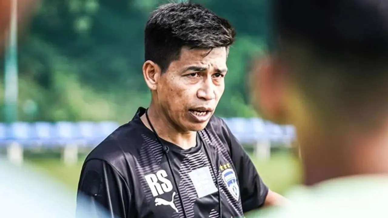 ISL 2023 24: Renedy Singh urges Bengaluru FC to showcase passion and character against Chennaiyin FC ISL 2023 24: Renedy Singh urges Bengaluru FC to showcase passion and character against Chennaiyin FC