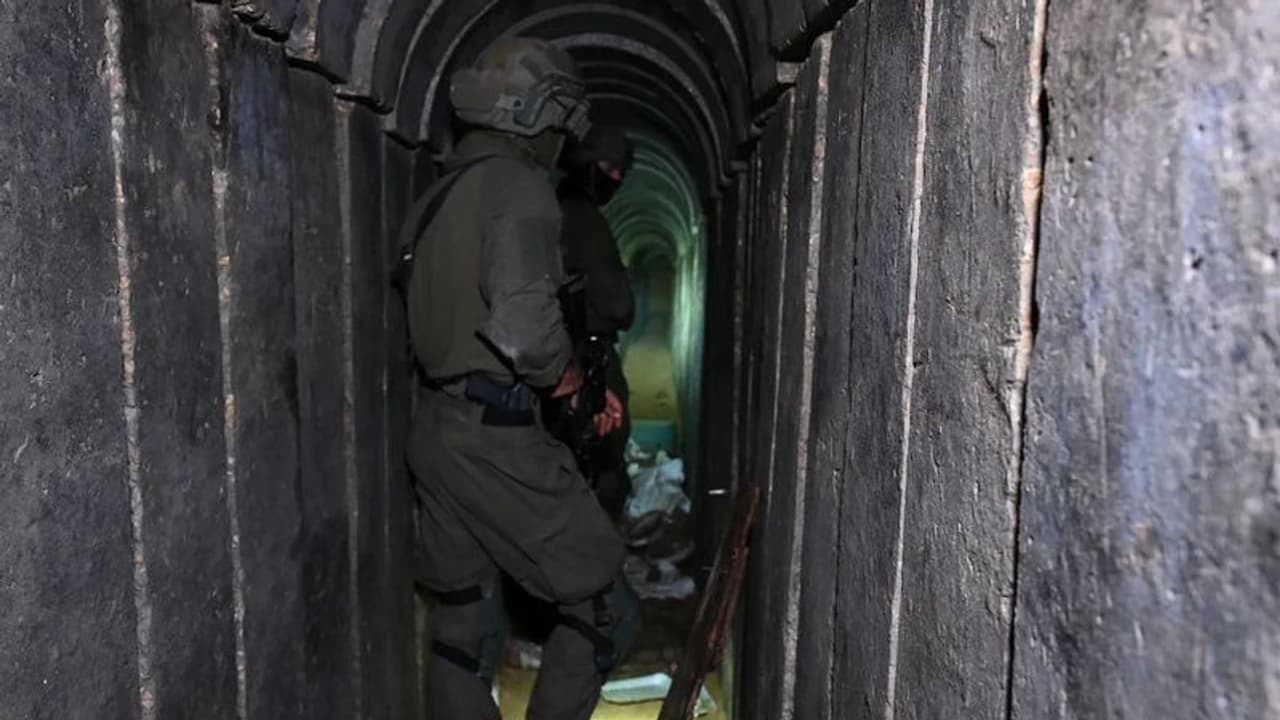 ഗാസയില് ഹമാസിന്റെ ടണലുകളിലേക്ക് കടല് വെള്ളം പമ്പ് ചെയ്യാന് തുടങ്ങി ഇസ്രയേല് സൈന്യം ഗാസയില് ഹമാസിന്റെ ടണലുകളിലേക്ക് കടല് വെള്ളം പമ്പ് ചെയ്യാന് തുടങ്ങി ഇസ്രയേല് സൈന്യം