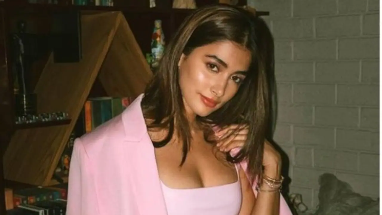 Pooja Hegde receives death threat as she inaugurates club in Dubai, returns to India 