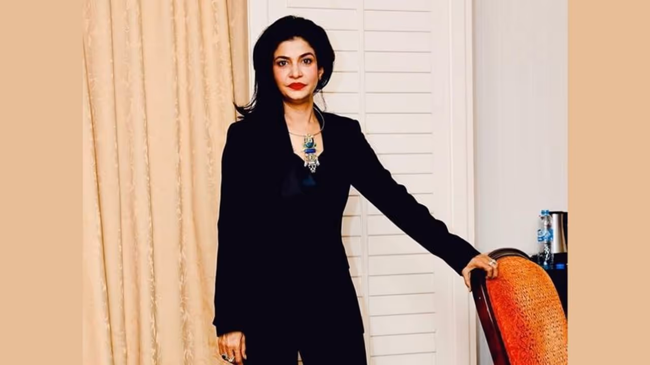 Anjana Om Kashyap’s Biography | Birth | Education | Family | Marriage | Journalism Career | Facts