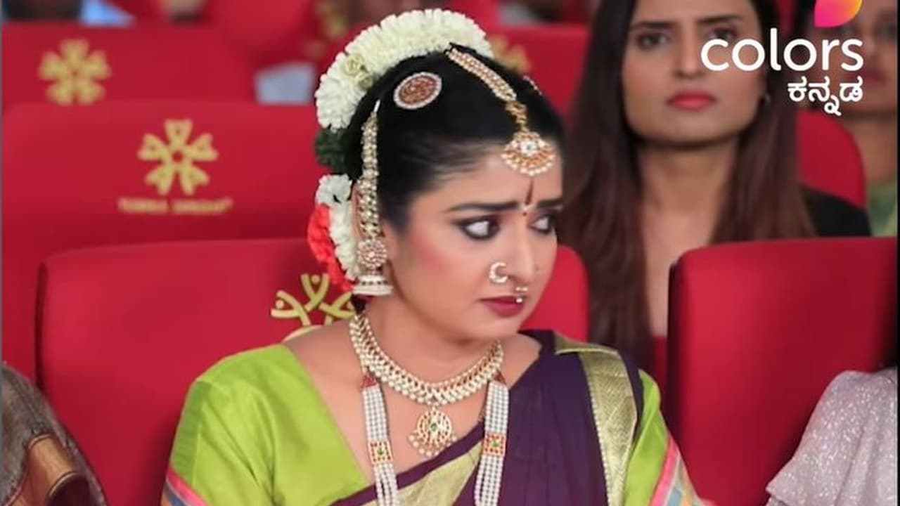 ಡಾನ್ಸ್ ಮಾಡಿ ಕುಳಿತ ಭಾಗ್ಯಾ ಕಣ್ಣಲ್ಲಿ ಯಾಕೆ ಬಂತು ನೀರು! ಡಾನ್ಸ್ ಮಾಡಿ ಕುಳಿತ ಭಾಗ್ಯಾ ಕಣ್ಣಲ್ಲಿ ಯಾಕೆ ಬಂತು ನೀರು!