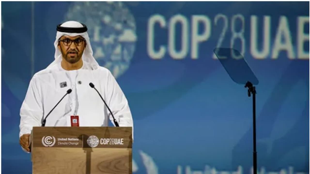 ചരിത്രം കുറിച്ച് കോപ് 28 ഉച്ചകോടി; ഫോസിൽ ഇന്ധനങ്ങളിൽ നിന്നുള്ള പരിവർത്തനം ലക്ഷ്യമിട്ട പ്രമേയത്തിന് അംഗീകാരം ചരിത്രം കുറിച്ച് കോപ് 28 ഉച്ചകോടി; ഫോസിൽ ഇന്ധനങ്ങളിൽ നിന്നുള്ള പരിവർത്തനം ലക്ഷ്യമിട്ട പ്രമേയത്തിന് അംഗീകാരം