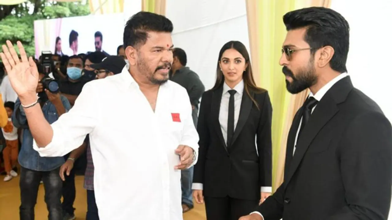 'കളി മാറാന്‍ പോകുന്നു' :'ഗെയിം ചെയ്ഞ്ചര്‍' രാം ചരണ്‍ ഷങ്കര്‍ ചിത്രത്തിന്‍റെ സുപ്രധാന അപ്ഡേറ്റ് പുറത്ത്