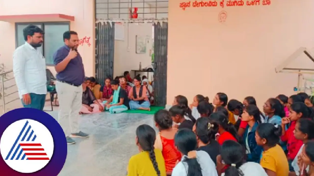 ಬಿಸಿಎಂ ವೃತ್ತಿಪರ ಲೇಡೀಸ್ ಹಾಸ್ಟೆಲ್ ನಲ್ಲಿ ನೀರಿಗಾಗಿ ಗಲಾಟೆ; ವಾರ್ಡನ್, ವಿದ್ಯಾರ್ಥಿಗಳ ನಡುವೆ ವಾಗ್ವಾದ ಬಿಸಿಎಂ ವೃತ್ತಿಪರ ಲೇಡೀಸ್ ಹಾಸ್ಟೆಲ್ ನಲ್ಲಿ ನೀರಿಗಾಗಿ ಗಲಾಟೆ; ವಾರ್ಡನ್, ವಿದ್ಯಾರ್ಥಿಗಳ ನಡುವೆ ವಾಗ್ವಾದ