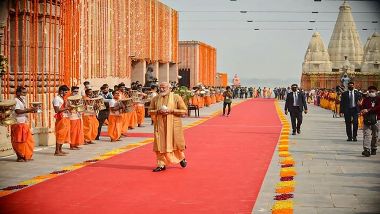காசி விஸ்வநாதர் கோயில் வளாகம் 2ஆம் ஆண்டு கொண்டாட்டம்: இது நாகரிக மகிமையின் மறுமலர்ச்சி!