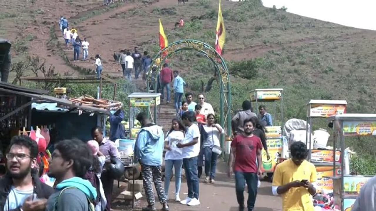 ಚಿಕ್ಕಮಗಳೂರು: ಪಶ್ಚಿಮ ಘಟ್ಟ ಪ್ರವಾಸಿ ತಾಣಗಳಿಗೆ ನಿರ್ಬಂಧ, ಪ್ರವಾಸಿಗರಿಗೆ ನಿರಾಸೆ..!