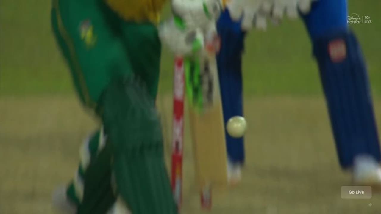 അമ്പയര് മാത്രമല്ല ഡിആര്എസും ചതിച്ചു; ജഡേജയുടെ പന്തില് ഔട്ടായിട്ടും രക്ഷപ്പെട്ട് ഡേവിഡ് മില്ലര് അമ്പയര് മാത്രമല്ല ഡിആര്എസും ചതിച്ചു; ജഡേജയുടെ പന്തില് ഔട്ടായിട്ടും രക്ഷപ്പെട്ട് ഡേവിഡ് മില്ലര്