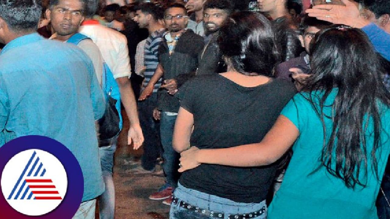 ಬ್ರಿಗೇಡ್ ರೋಡ್ ಗೆ ಹೊಸ ವರ್ಷ ಸಂಭ್ರಮಾಚರಣೆಗೆ ಹೋಗುವ ಕಪಲ್ಸ್ ಗಳಿಗೆ ಸಿಹಿ ಸುದ್ದಿ; ಪ್ರತ್ಯೇಕ ಜಾಗ ವ್ಯವಸ್ಥೆ! 