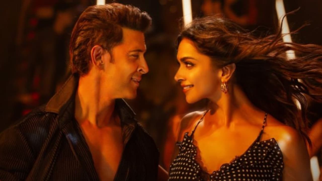 'Fighter' song 'Sher Khul Gaye': Hrithik Roshan, Deepika Padukone ignite the dance floor in new party anthem 'Fighter' song 'Sher Khul Gaye': Hrithik Roshan, Deepika Padukone ignite the dance floor in new party anthem