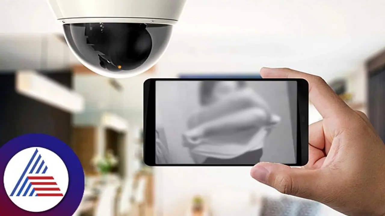 ಯುಟ್ಯೂಬರ್ ನಗ್ನ ವಿಡಿಯೋ ವೈರಲ್, ಮನೆಯಲ್ಲಿ CCTV ಅಳವಡಿಸುವ ಮುನ್ನ ಇದು ಗೊತ್ತಿರಲಿ! ಯುಟ್ಯೂಬರ್ ನಗ್ನ ವಿಡಿಯೋ ವೈರಲ್, ಮನೆಯಲ್ಲಿ CCTV ಅಳವಡಿಸುವ ಮುನ್ನ ಇದು ಗೊತ್ತಿರಲಿ!