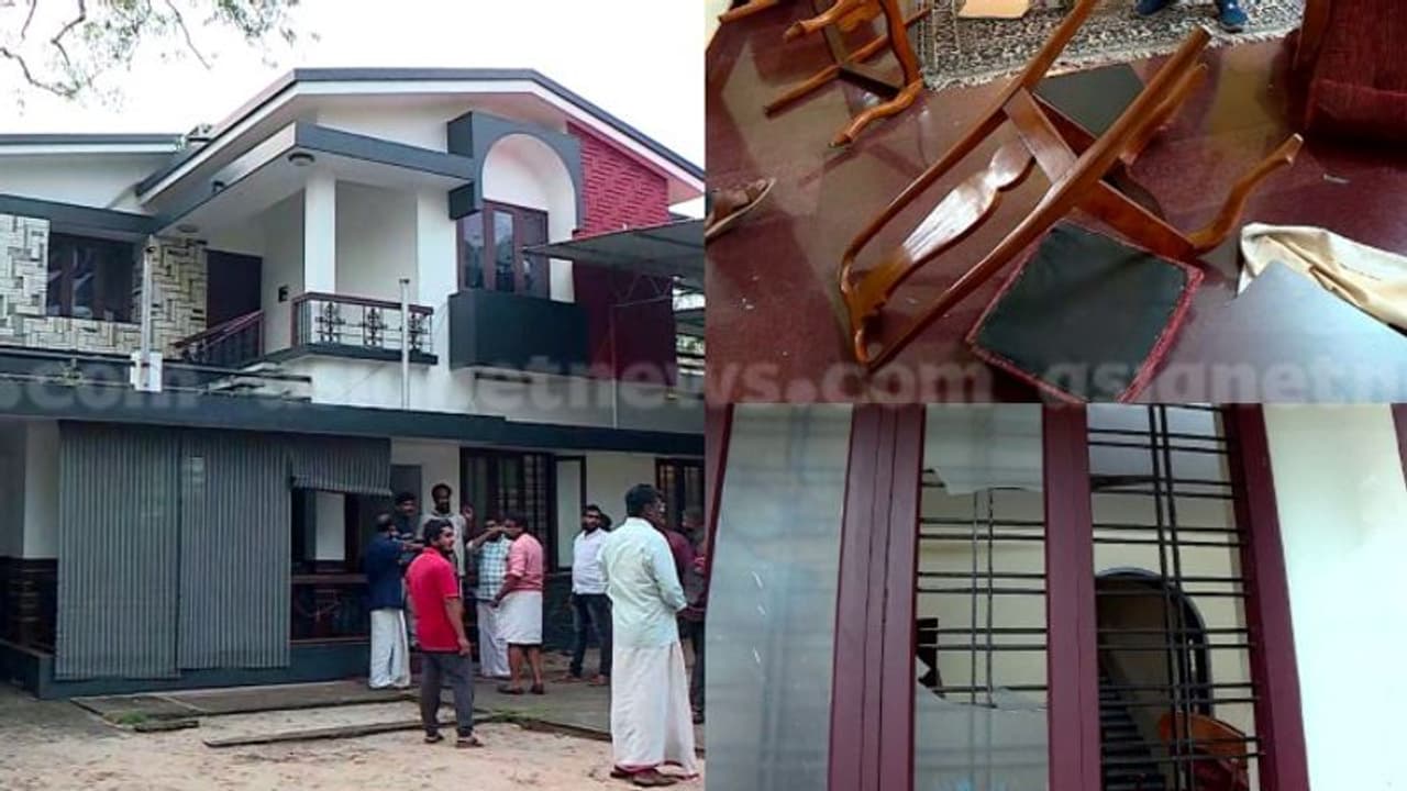 ആലപ്പുഴയിൽ കെപിസിസി ജനറൽ സെക്രട്ടറിയുടെ വീട് ആക്രമിച്ചു; ഭാര്യയെ കഴുത്തിന് പിടിച്ച് തള്ളിയെന്ന് പരാതി