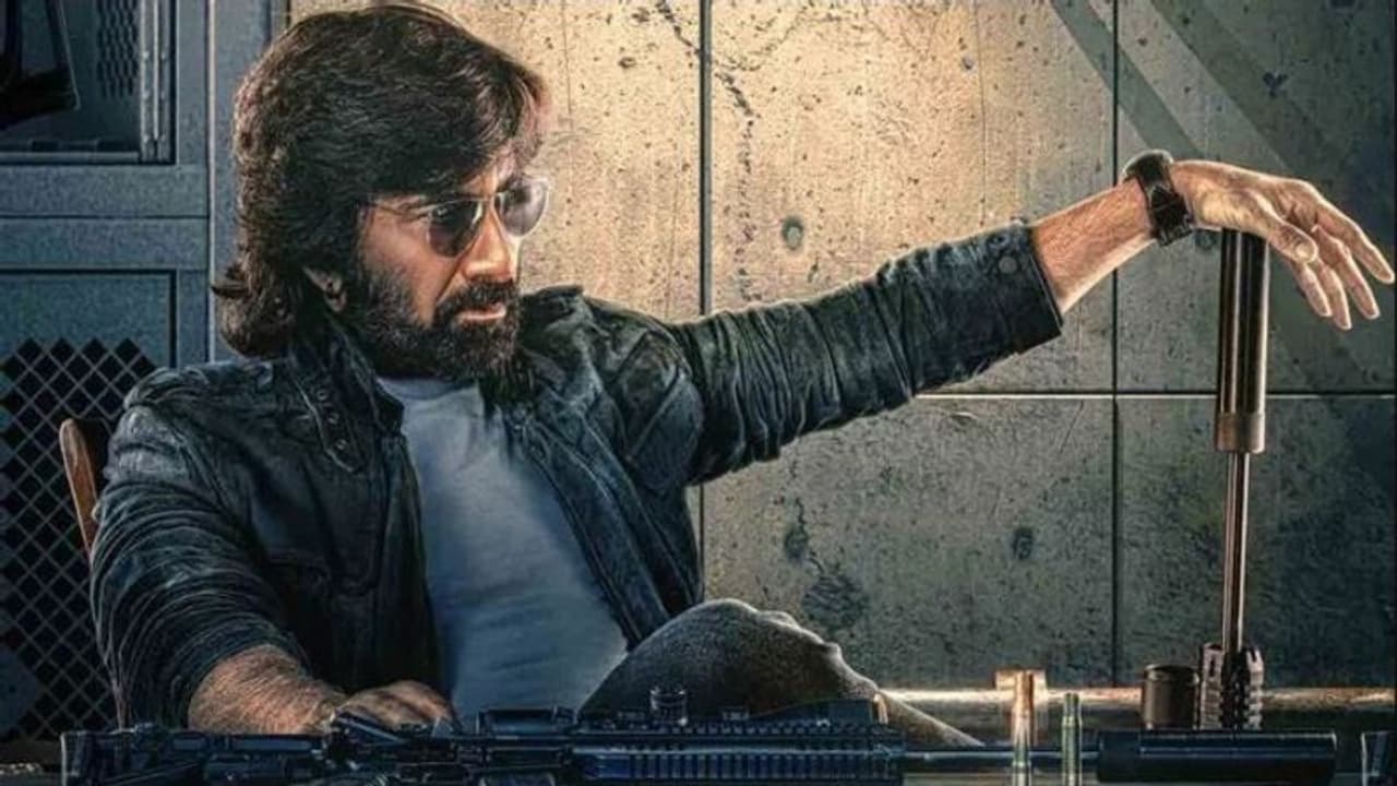 #Eagle హిందీ వెర్షన్ కు వెరైటీ టైటిల్, ఎందుకు మార్చారంటే... #Eagle హిందీ వెర్షన్ కు వెరైటీ టైటిల్, ఎందుకు మార్చారంటే...