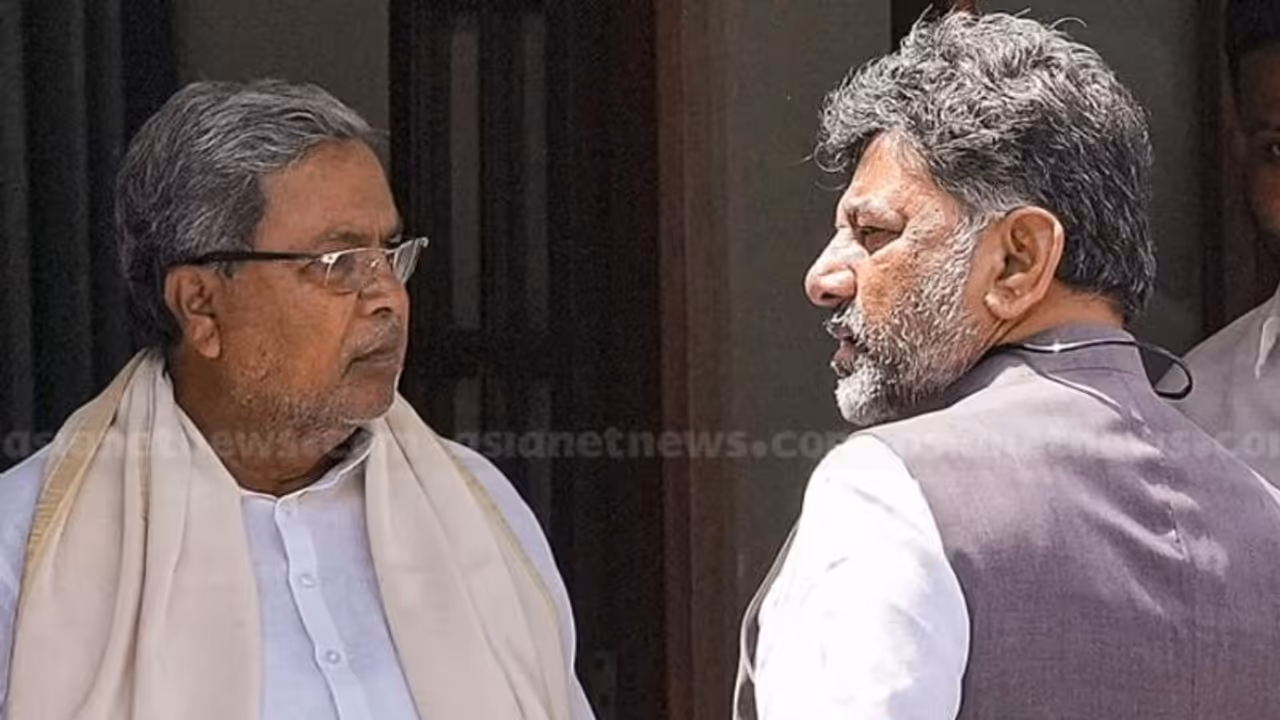 ജാതിതിരിഞ്ഞ് ഒറ്റക്കെട്ടായി കോൺഗ്രസ് ബിജെപി എംഎൽഎമാര്‍: ജാതി സെൻസസിന്റെ പേരിൽ കര്‍ണാടകത്തിൽ വീണ്ടും പ്രതിസന്ധി