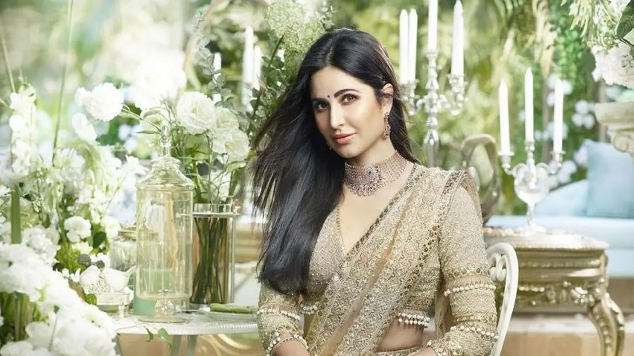 ಸೌಂದರ್ಯದ ಬಗ್ಗೆ 'ಬ್ಯೂಟಿ ಕ್ವೀನ್' ಪಾಠ; ಕತ್ರಿನಾ ಕೈಫ್ ಮಾತು ಕೇಳಿದರೆ ಶಾಕ್ ಆಗುವುದು ಗ್ಯಾರಂಟಿ! ಸೌಂದರ್ಯದ ಬಗ್ಗೆ 'ಬ್ಯೂಟಿ ಕ್ವೀನ್' ಪಾಠ; ಕತ್ರಿನಾ ಕೈಫ್ ಮಾತು ಕೇಳಿದರೆ ಶಾಕ್ ಆಗುವುದು ಗ್ಯಾರಂಟಿ!