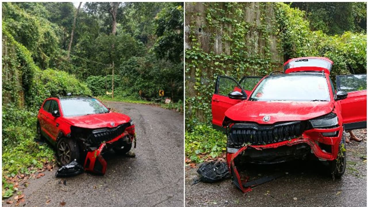 പൊന്മുടി ഏഴാം വളവിൽ അപകടം, കാർ നാലടി താഴ്ചയിലേക്ക് വീണു; 6 പേരെയും മെഡിക്കൽ കോളേജിലേക്ക് മാറ്റി പൊന്മുടി ഏഴാം വളവിൽ അപകടം, കാർ നാലടി താഴ്ചയിലേക്ക് വീണു; 6 പേരെയും മെഡിക്കൽ കോളേജിലേക്ക് മാറ്റി