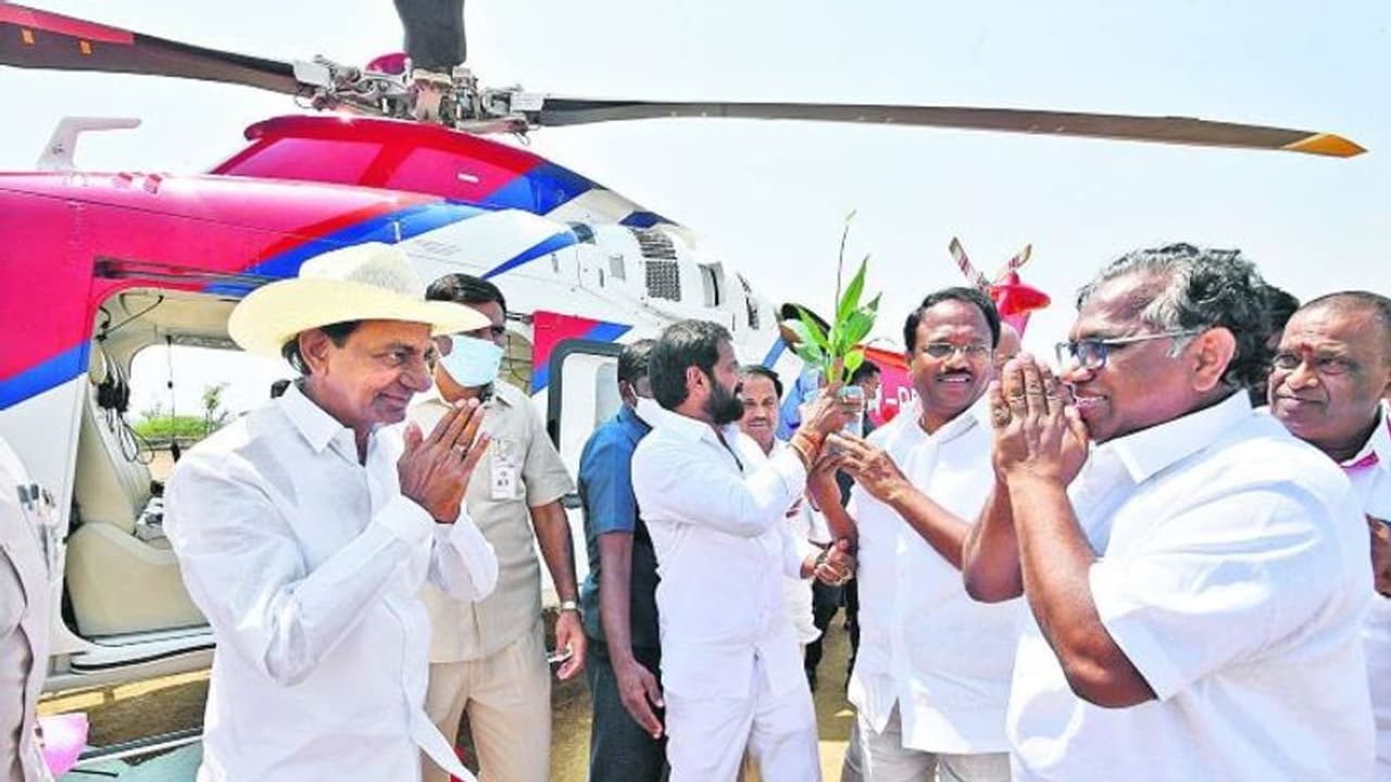 కేసీఆర్ సర్కార్ తప్పుచేసింది..: ఎమ్మెల్సీ గోరటి వెంకన్న సంచలన వ్యాఖ్యలు కేసీఆర్ సర్కార్ తప్పుచేసింది..: ఎమ్మెల్సీ గోరటి వెంకన్న సంచలన వ్యాఖ్యలు