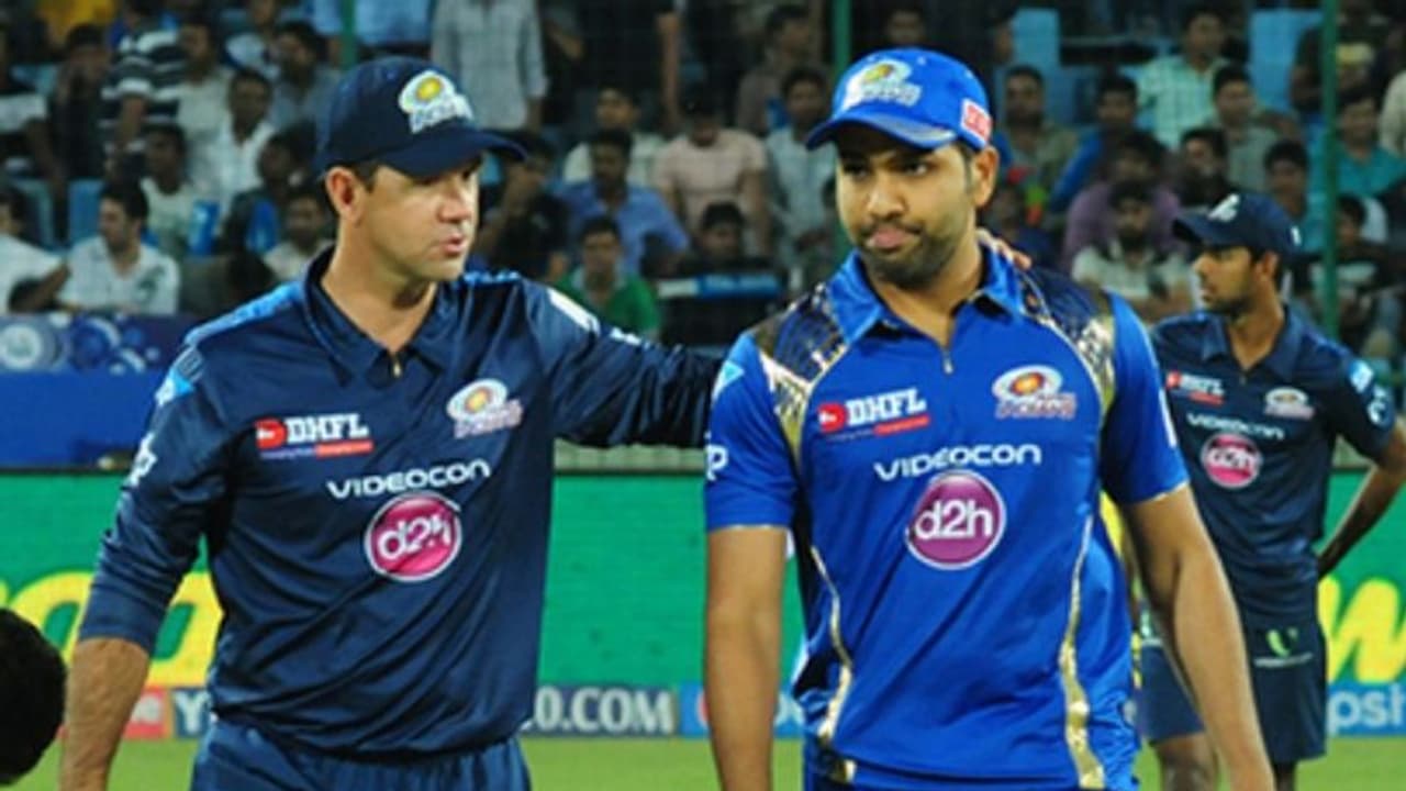 രോഹിത്തിനെ സ്വന്തമാക്കാന്‍ ഡല്‍ഹി ക്യാപിറ്റല്‍സിന്‍റെ നീക്കം, ആദ്യം നിരസിച്ച മുംബൈ മനസുമാറ്റുമെന്ന് പ്രതീക്ഷ