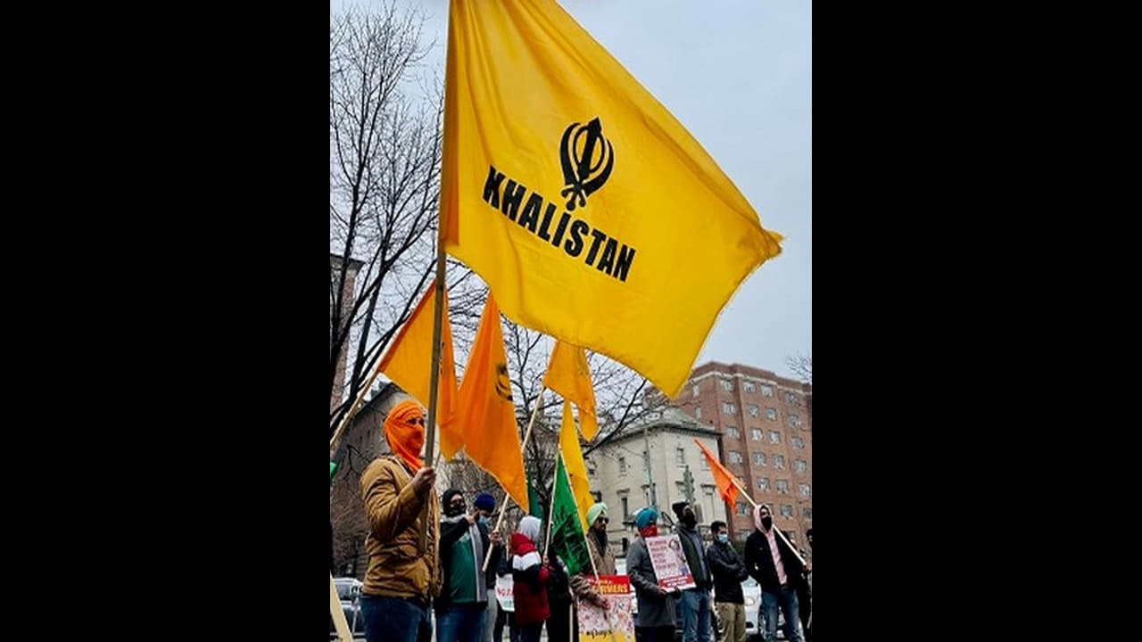 ఖలీస్తానీ రెఫరెండంలో ఘర్షణ: అమెరికా శాన్ఫ్రాన్సిస్కోలో కొట్టుకున్న వైరివర్గాలు ఖలీస్తానీ రెఫరెండంలో ఘర్షణ: అమెరికా శాన్ఫ్రాన్సిస్కోలో కొట్టుకున్న వైరివర్గాలు