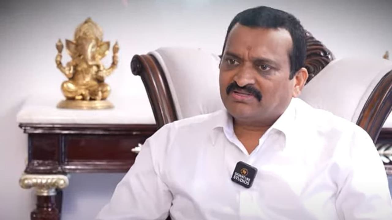 Bandla Ganesh: బీఆర్ఎస్ పార్టీ వేరే రాష్ట్రంలో ట్రై చేసుకోవచ్చు.. కేసీఆర్కు బండ్ల గణేష్ ఉచిత సలహా Bandla Ganesh: బీఆర్ఎస్ పార్టీ వేరే రాష్ట్రంలో ట్రై చేసుకోవచ్చు.. కేసీఆర్కు బండ్ల గణేష్ ఉచిత సలహా