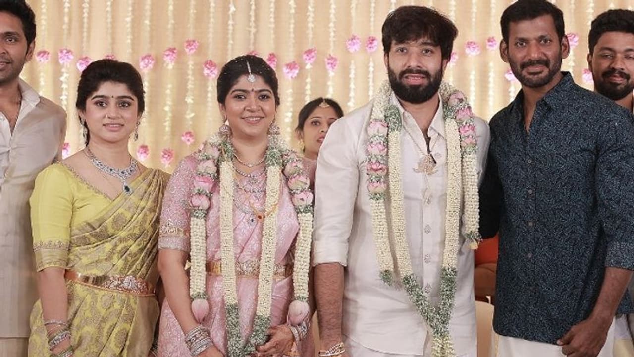 కూతురు పెళ్ళికి కట్నంగా ప్రభు ఎంత ఇచ్చారో తెలుసా.. దిమ్మతిరిగే వివరాలు వైరల్ కూతురు పెళ్ళికి కట్నంగా ప్రభు ఎంత ఇచ్చారో తెలుసా.. దిమ్మతిరిగే వివరాలు వైరల్