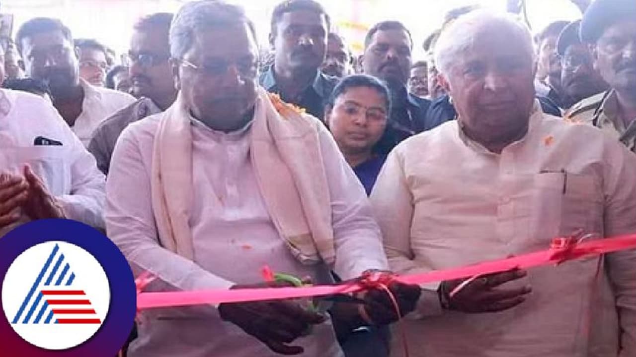 'ಭಾರತ ಹಿಂದೂ ರಾಷ್ಟ್ರವಾಗಲು ಸಾಧ್ಯವಿಲ್ಲ, ಇದು ಬಹುತ್ವದ ದೇಶ' : ಸಿಎಂ 'ಭಾರತ ಹಿಂದೂ ರಾಷ್ಟ್ರವಾಗಲು ಸಾಧ್ಯವಿಲ್ಲ, ಇದು ಬಹುತ್ವದ ದೇಶ' : ಸಿಎಂ