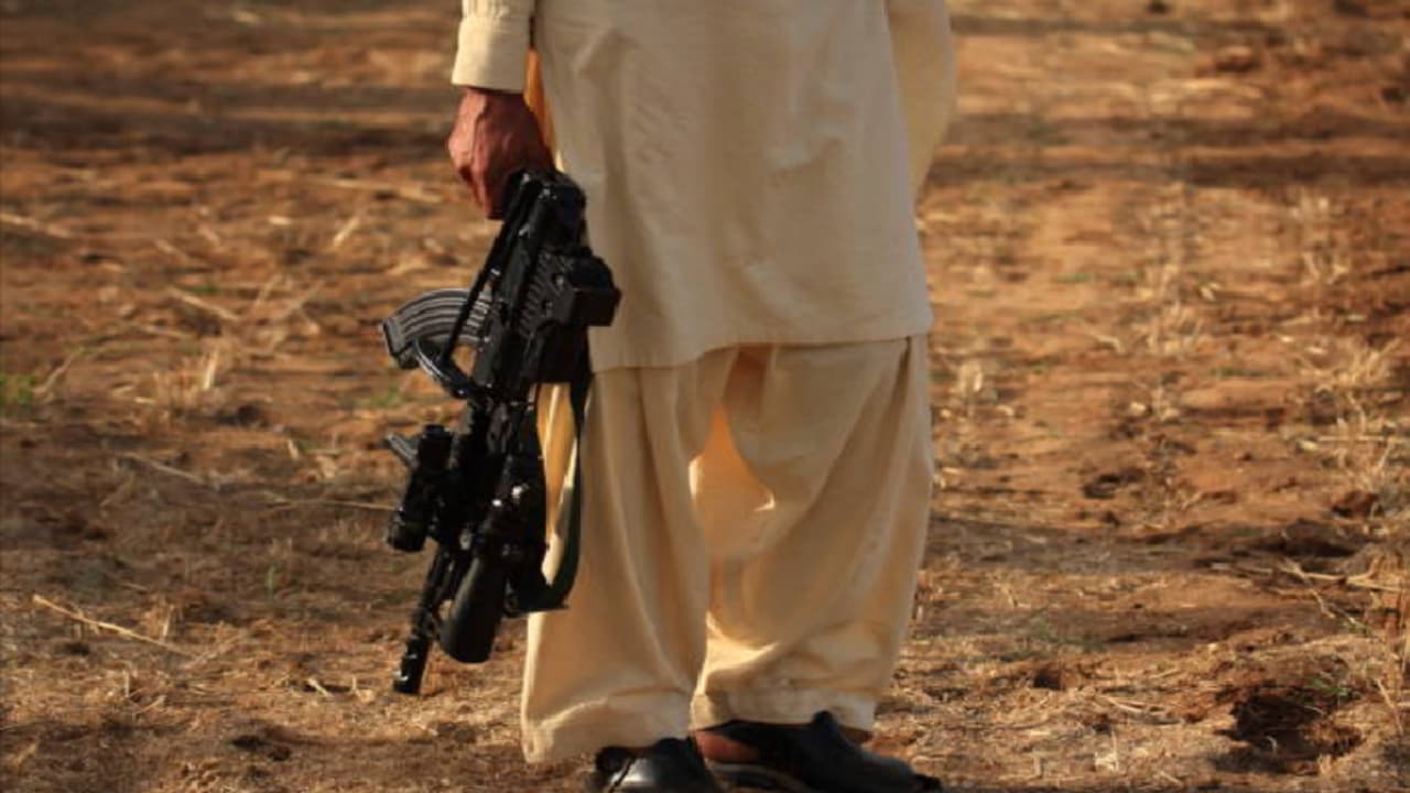 லஷ்கர் இ தொய்பா ஆட்சேர்ப்பு பயங்கரவாதி ஹபிபுல்லா சுட்டுக் கொலை! லஷ்கர் இ தொய்பா ஆட்சேர்ப்பு பயங்கரவாதி ஹபிபுல்லா சுட்டுக் கொலை!